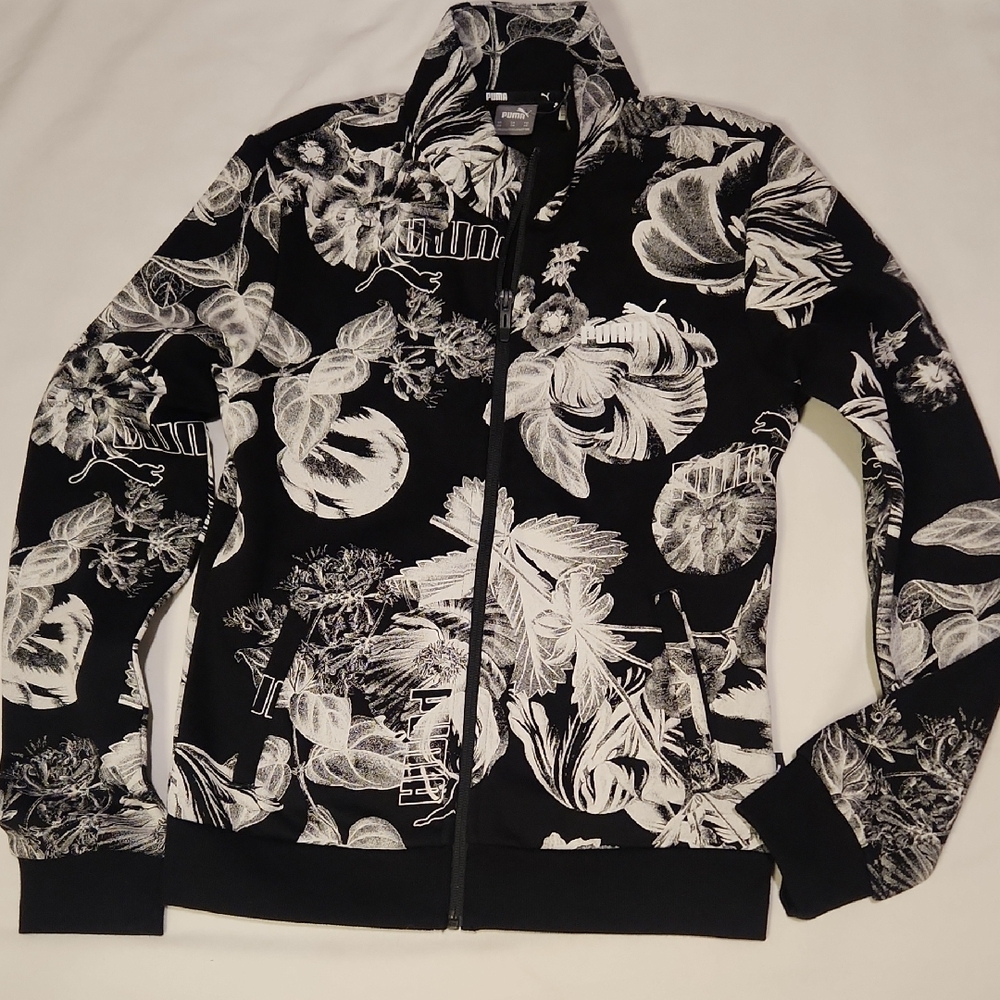 Puma | Black & White Frozen Flower Zip Up Jacket Sz XS New